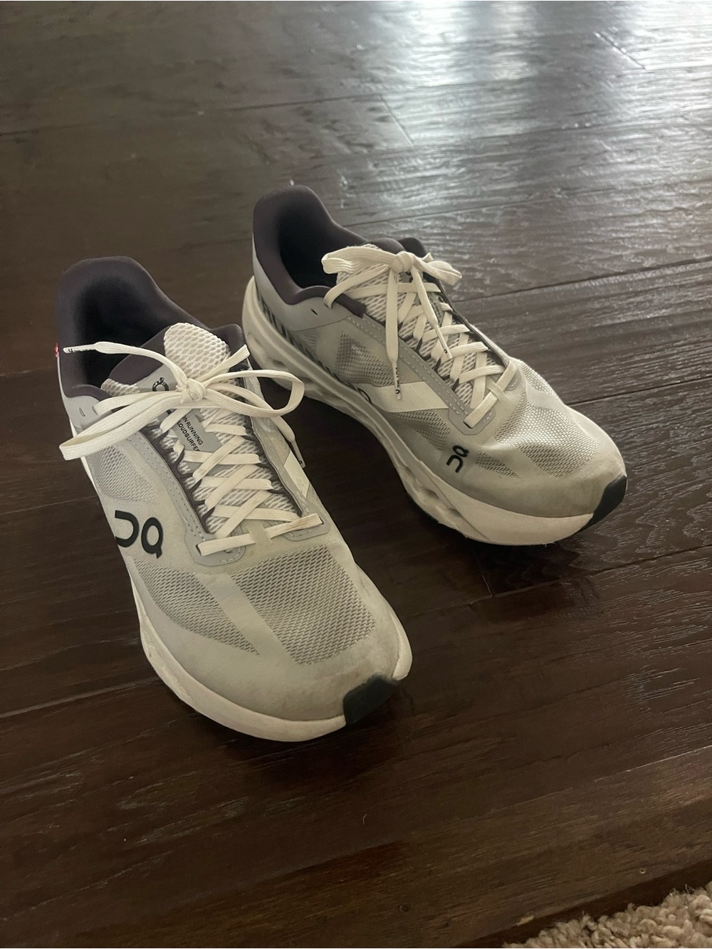On Running Women's Lightweight White/Grey Running Sneakers